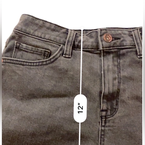 Arizona High Waisted Black Denim Shorts. - Picture 3 of 6